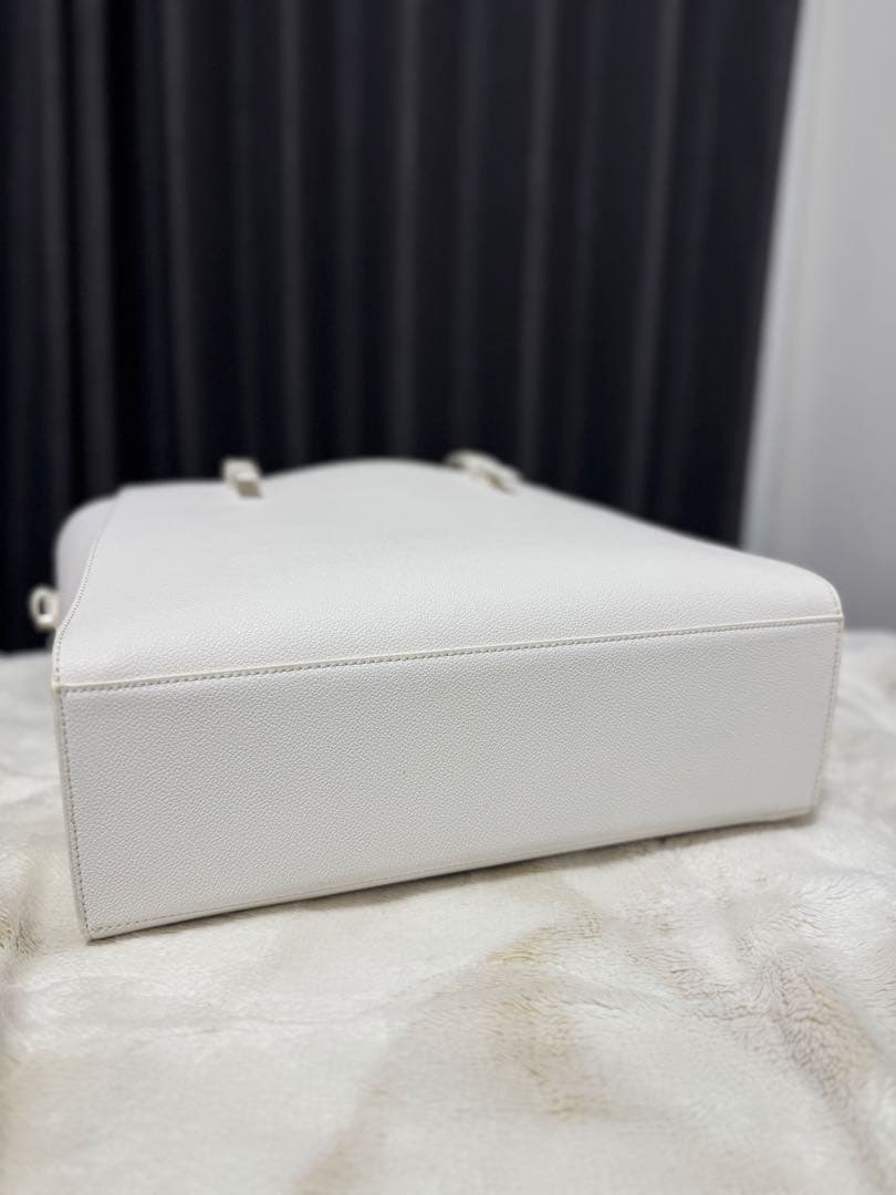 CHARLES&KEITH クラシックダブルハンドル トートバッグ