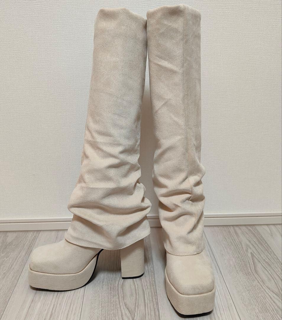 新品未使用　ルーズフレアカバーフィットブーツ　フレアブーツ　ルーズブーツ　厚底