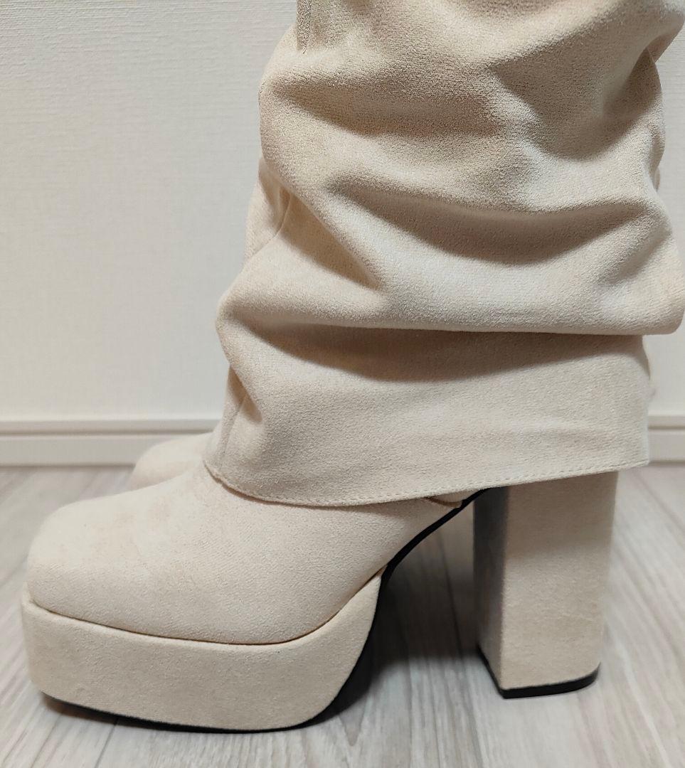 新品未使用　ルーズフレアカバーフィットブーツ　フレアブーツ　ルーズブーツ　厚底