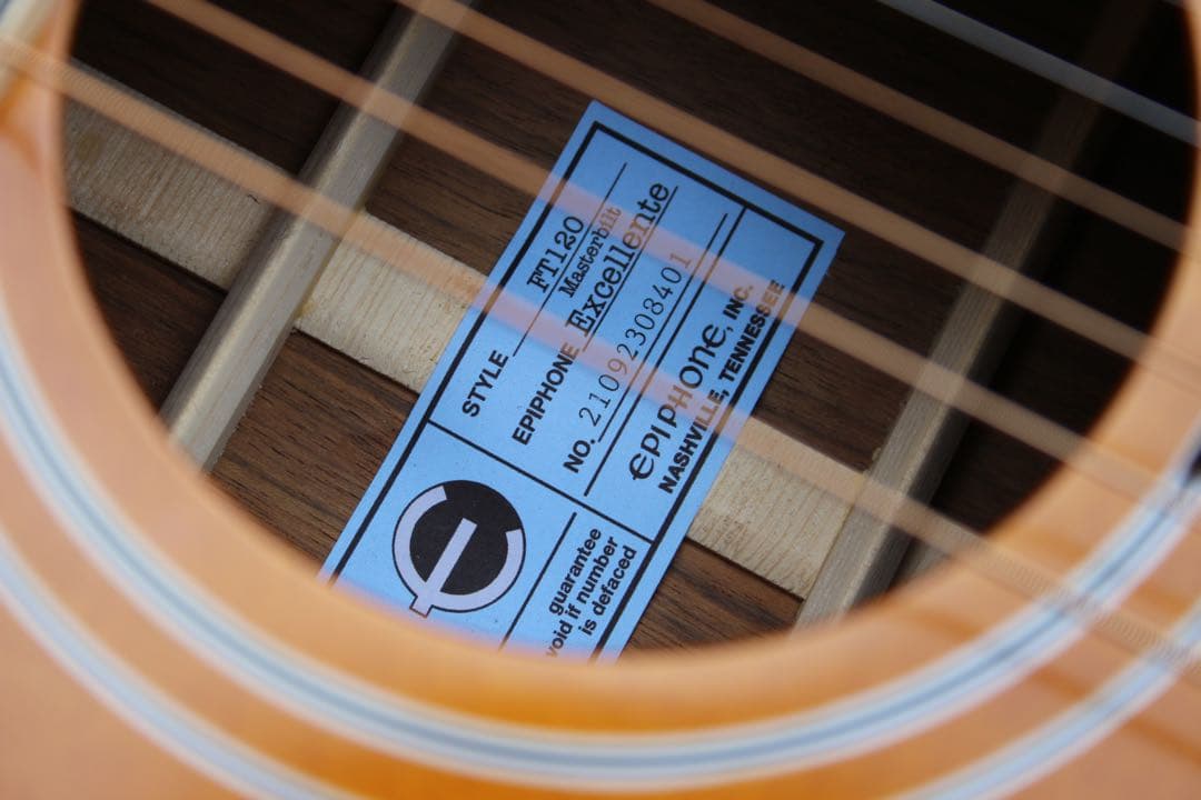 Epiphone Masterbilt Excellente ハードケース付き