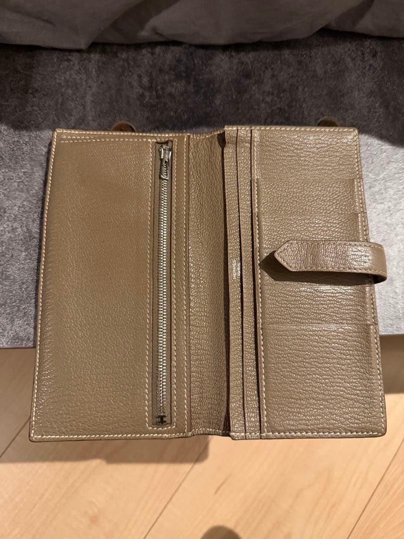 HERMES ベアン　スフレ　エトゥープ