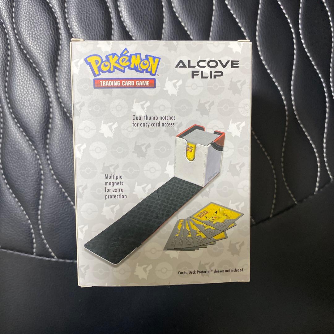 Ultra Pro Elite Series フリップデッキケース リザードン