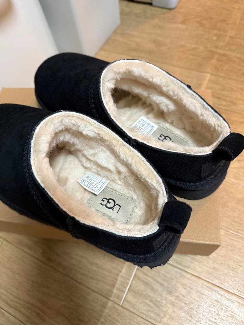 UggクラッシックマイクロMINI黒