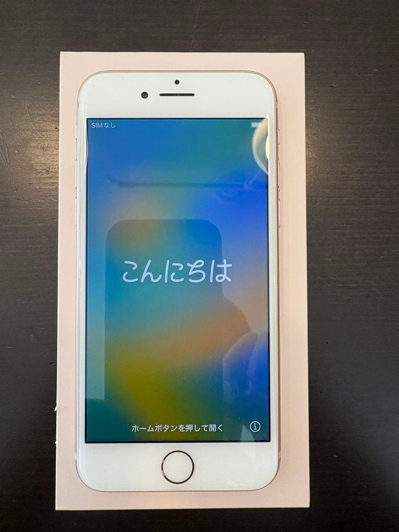 【モモ】iPhone8 64GB ゴールド