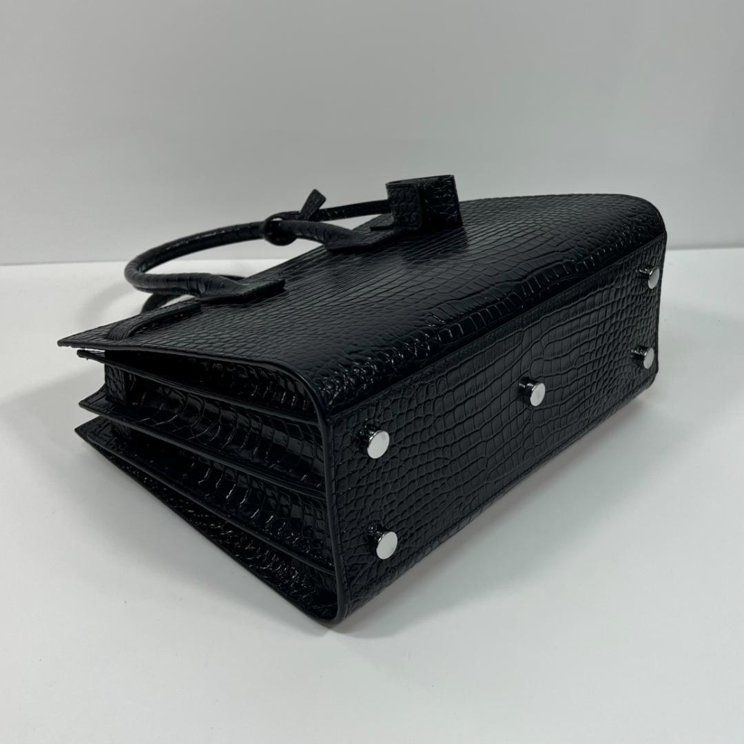 サンローラン 421863 サックドジュールベイビー ネイビー MBZ286