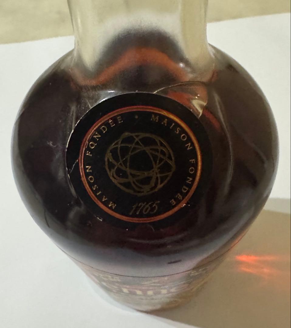 ヘネシー V.S リミテッドエディション by Futura フューチュラ　新品