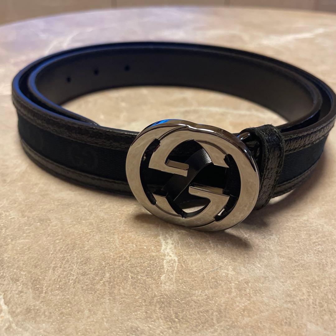 GUCCI ブラック GGロゴバックルベルト