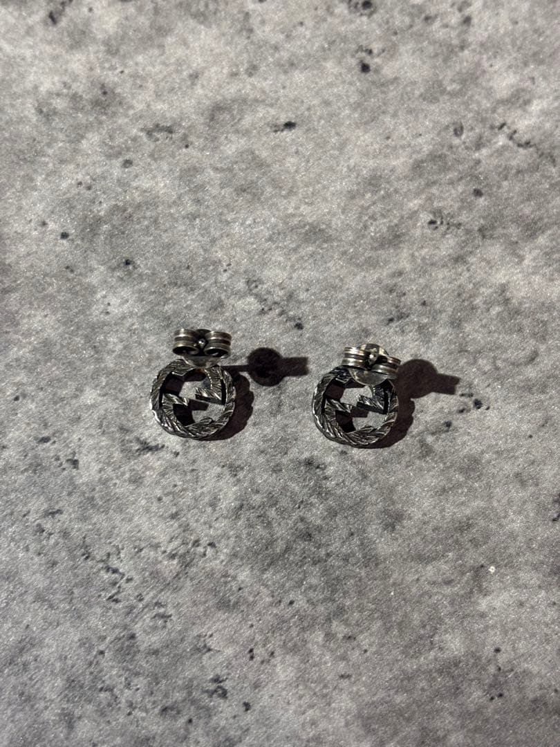 gucci インターロッキング　ピアス