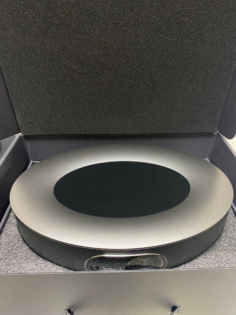 Anker Nebula Cosmos プロジェクター