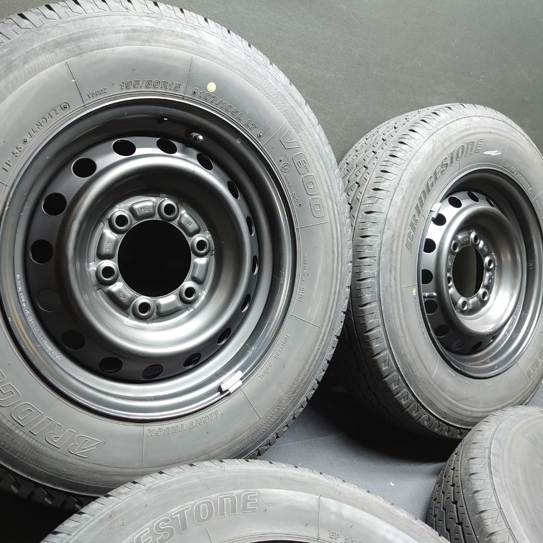 トヨタ純正 195/80Ｒ15 107/105L LT 200系 ハイエース 夏