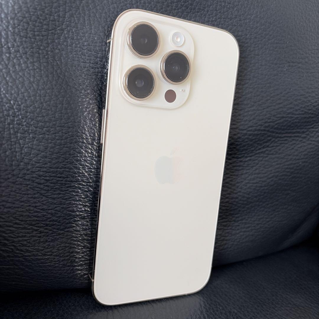 ドコモ iPhone14pro 256GB ゴールド SIMロックなし