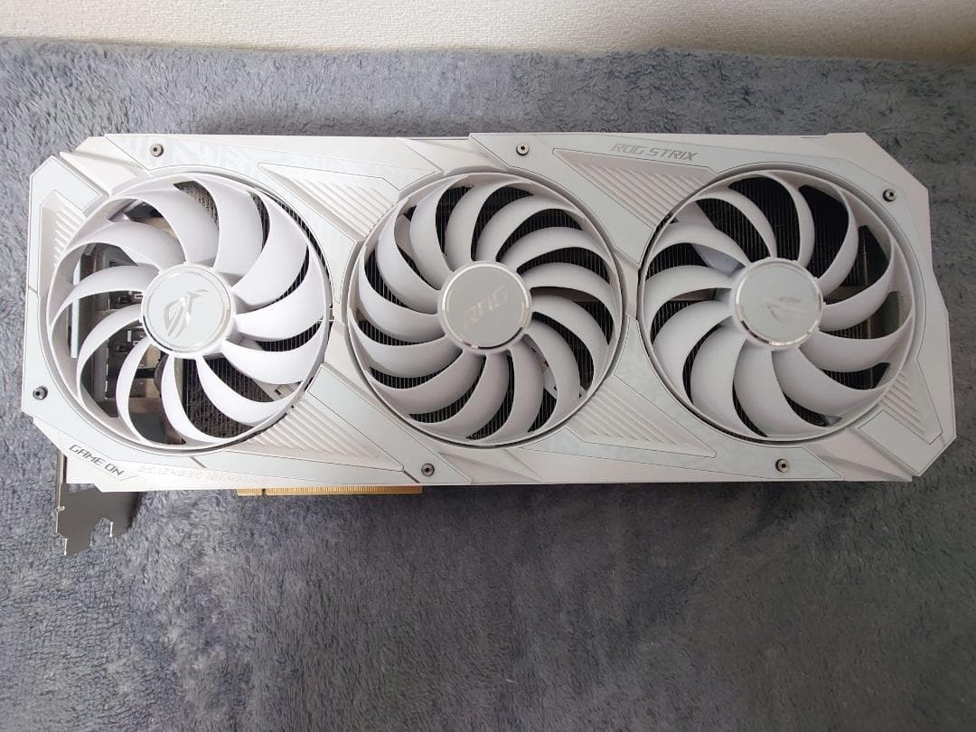 グラフィックボード・グラボ・ビデオカード ASUS ROG STRIX RTX3080 O10G White