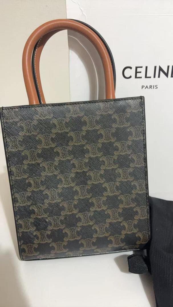 Celine ミニ バーティカルカバ トリオンフ キャンバス タン