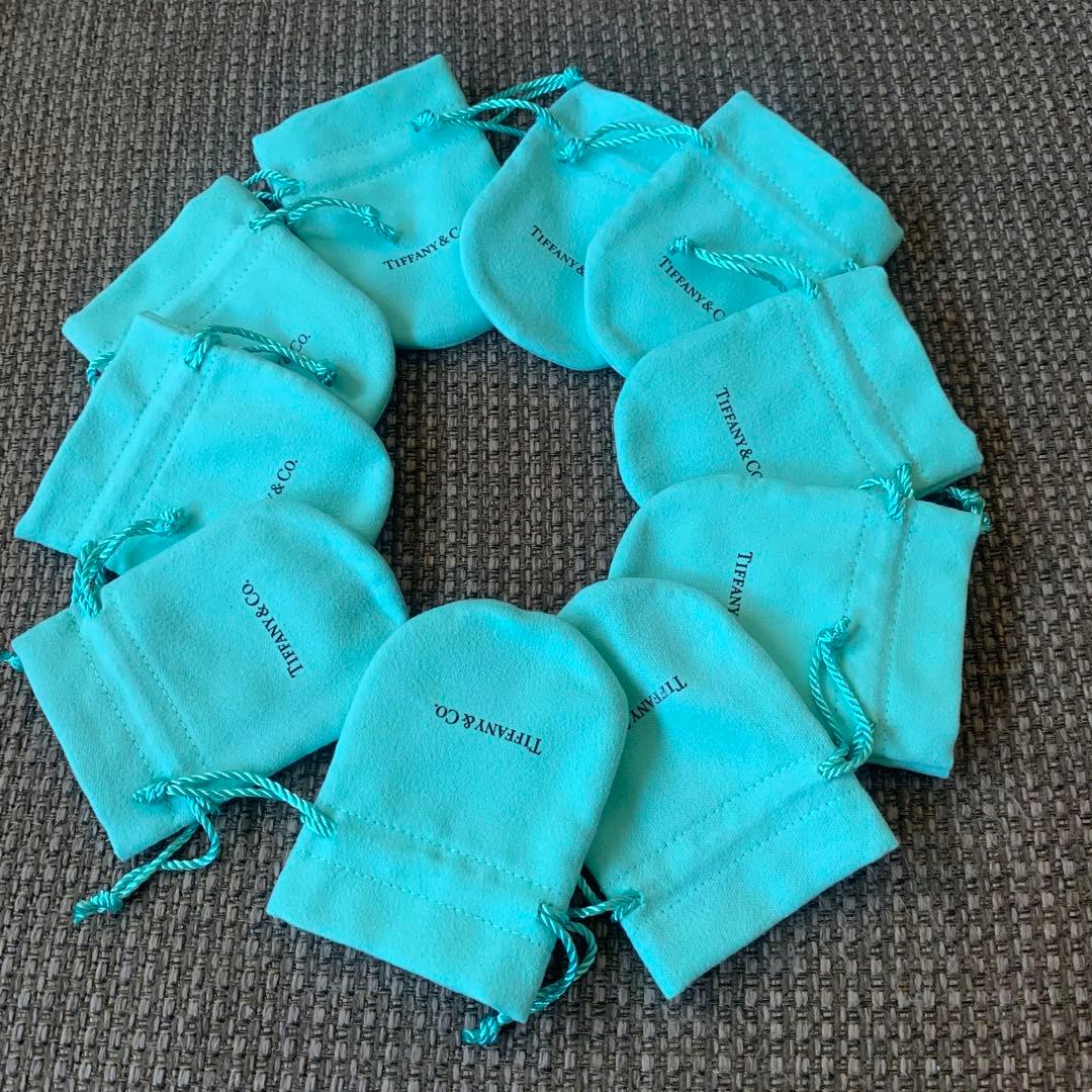 新品同様　国内現行品ティファニー巾着10枚セット