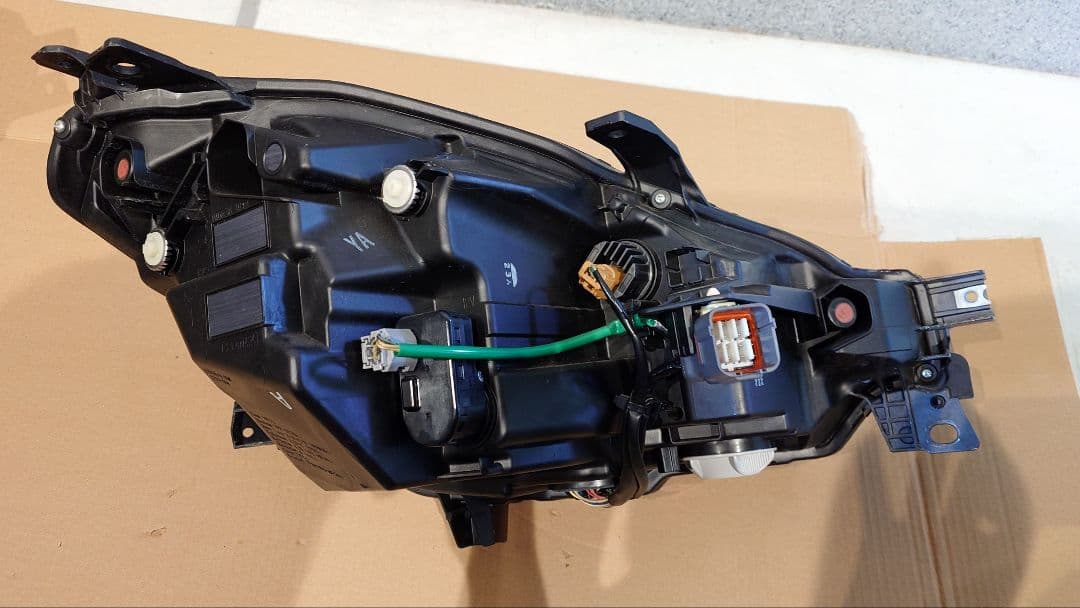 【good】GR86 純正ヘッドライト 左側(助手席側)