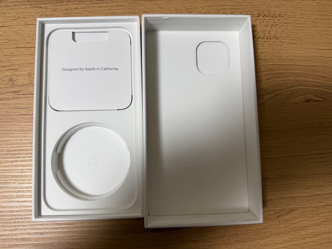 iPhone13 Red 128GB バッテリー86%