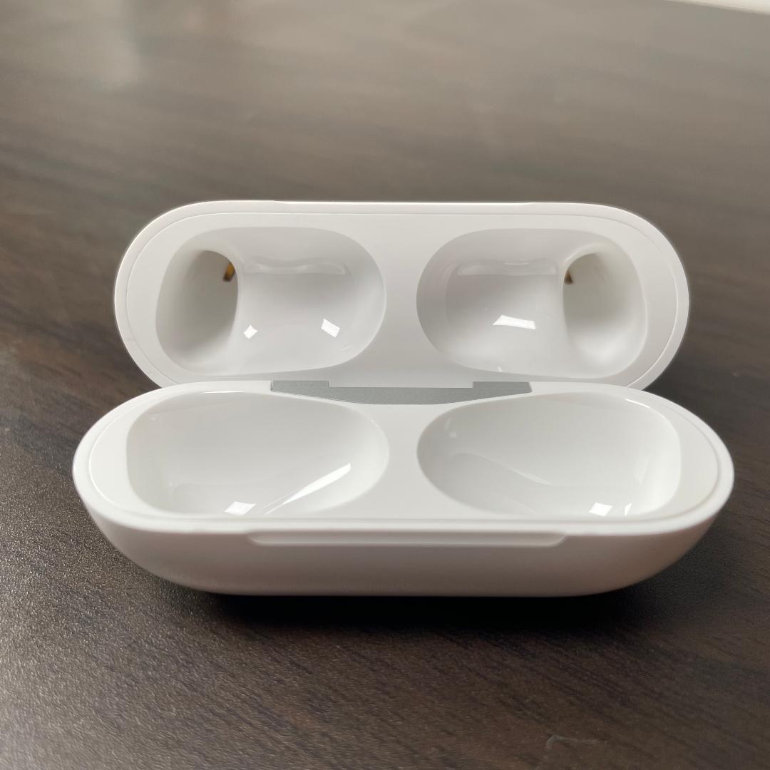 ⑤Apple AirPods Pro 第2世代 A3047 両耳+充電ケース
