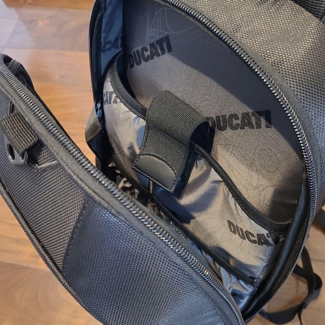 【新品】ドゥカティ　レッドライン ライディング ディパック リュック