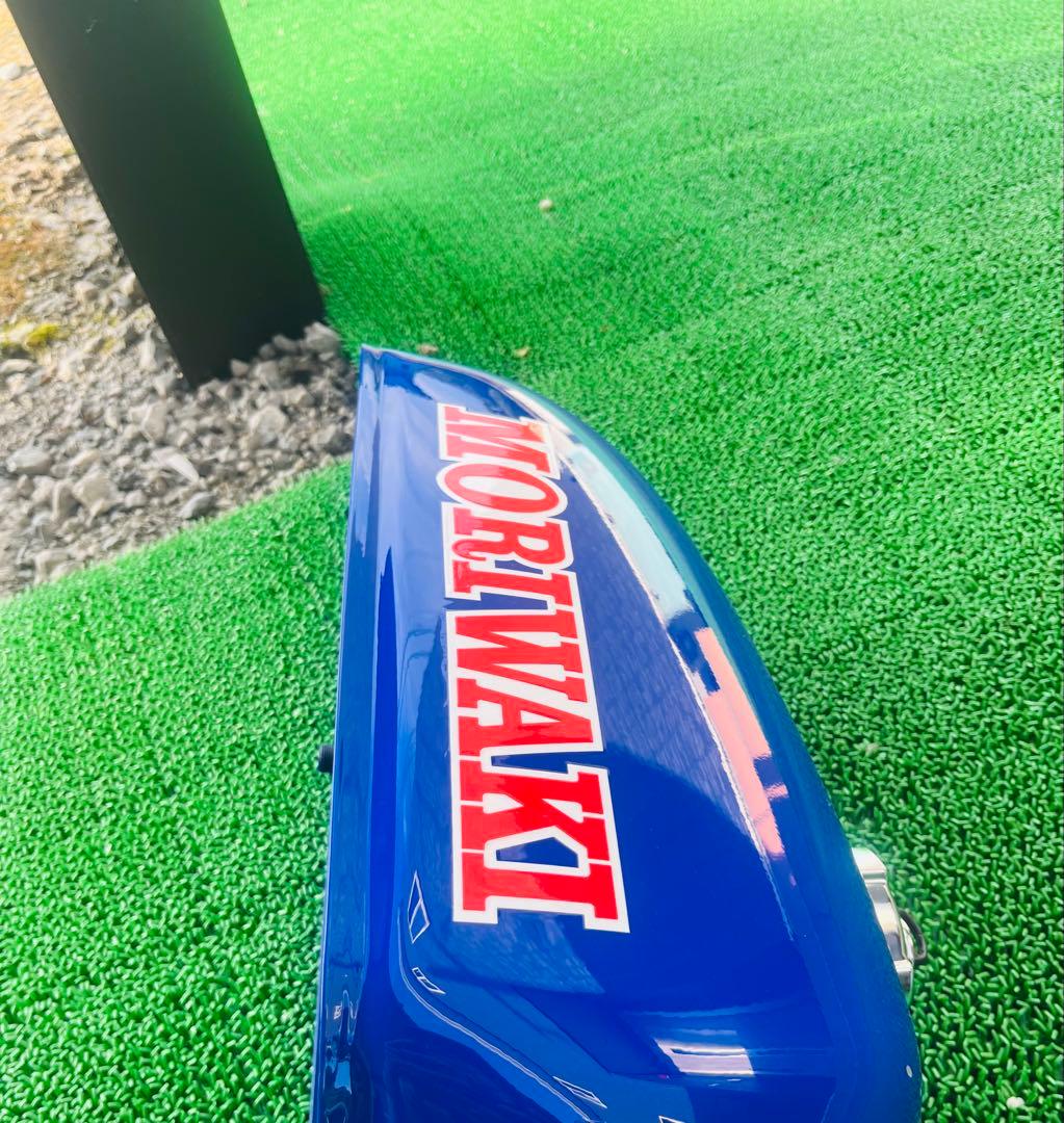 エイプ50 タンク サイドカバー