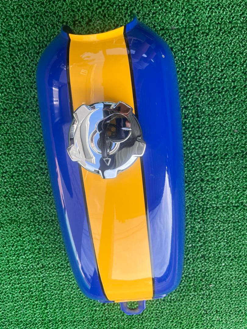 エイプ50 タンク サイドカバー