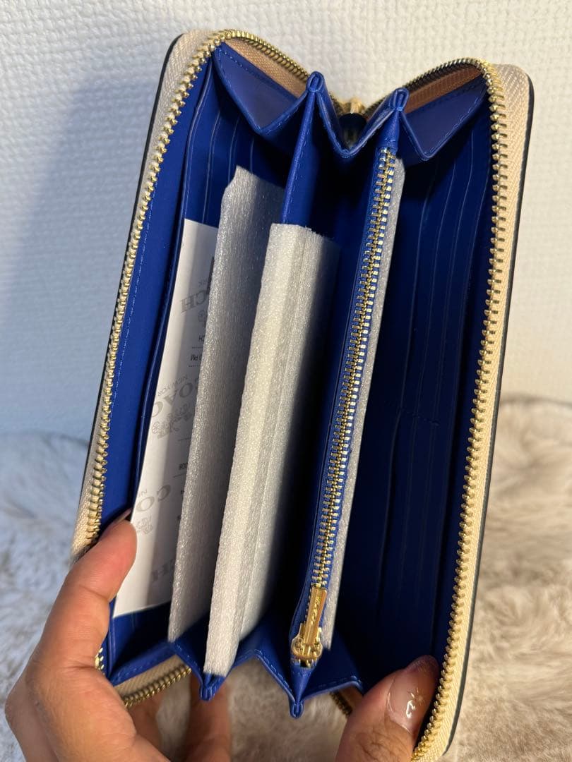 Coach ロゴ入り長財布 ベージュ/ブルー