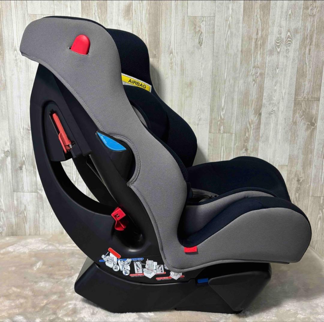 【トイザらス限定】コンビ ウィゴー ロングメッシュ シンプライトチャイルドシート