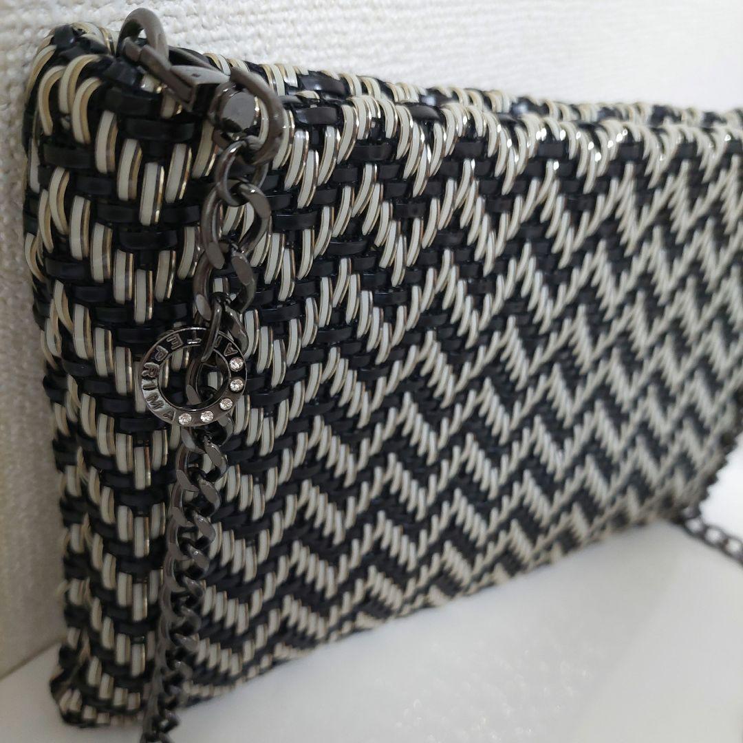 アンテプリマ レテコンワイヤー スモール ヘリンボーン バッグ