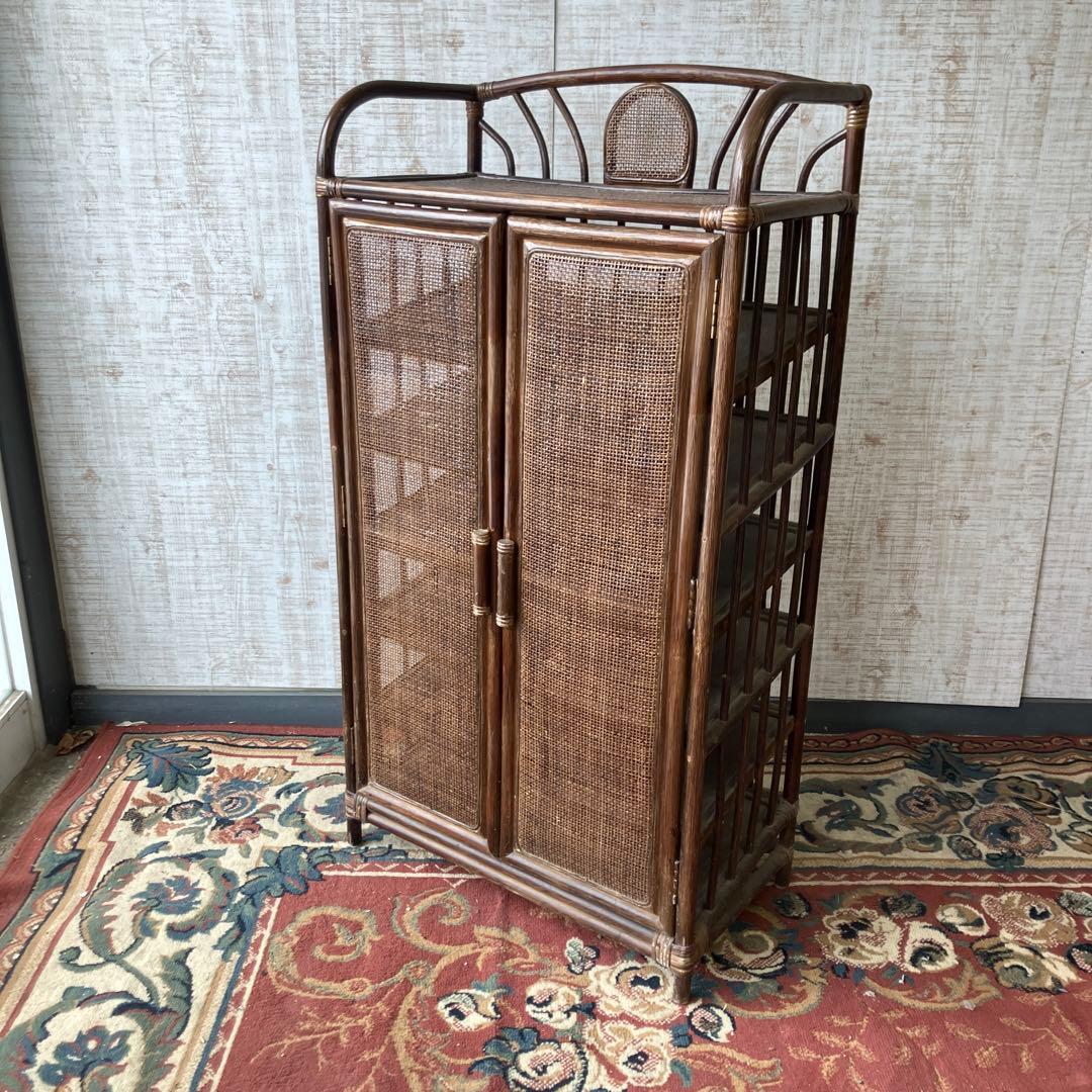昭和レトロ 扉付き 6段ラタンシューズラック 下駄箱 籐家具 古家具 ビンテージ