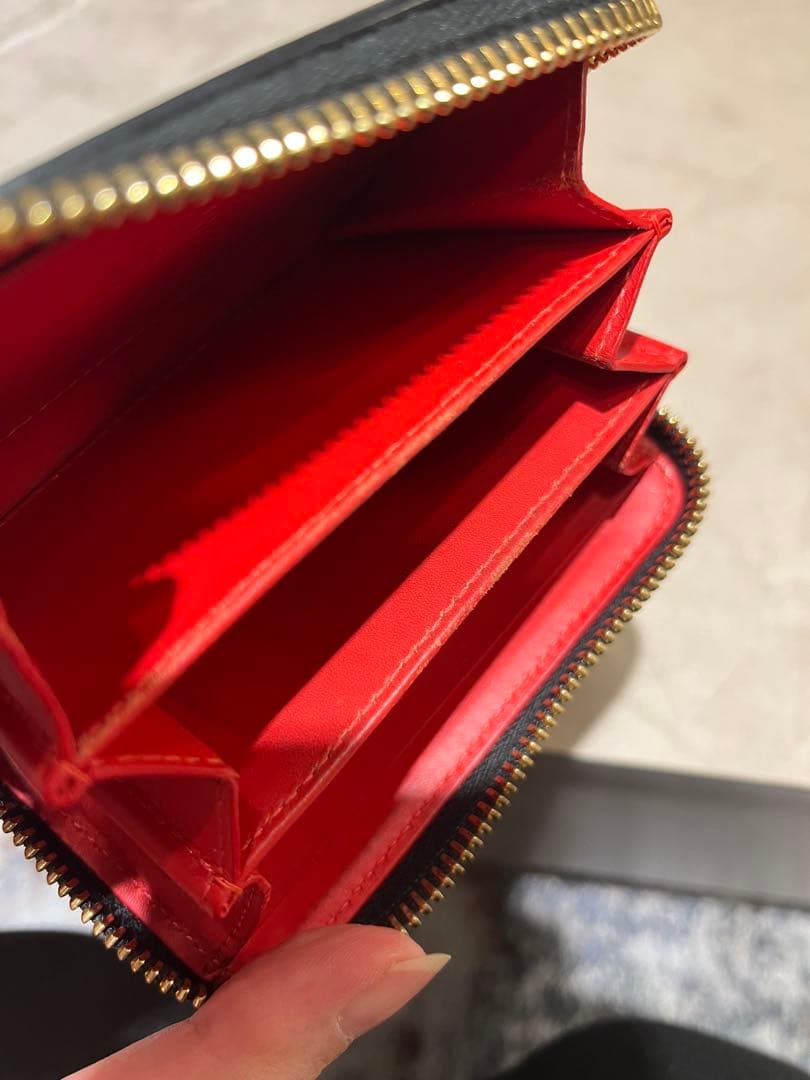 クリスチャンルブタン パネトーネ 財布