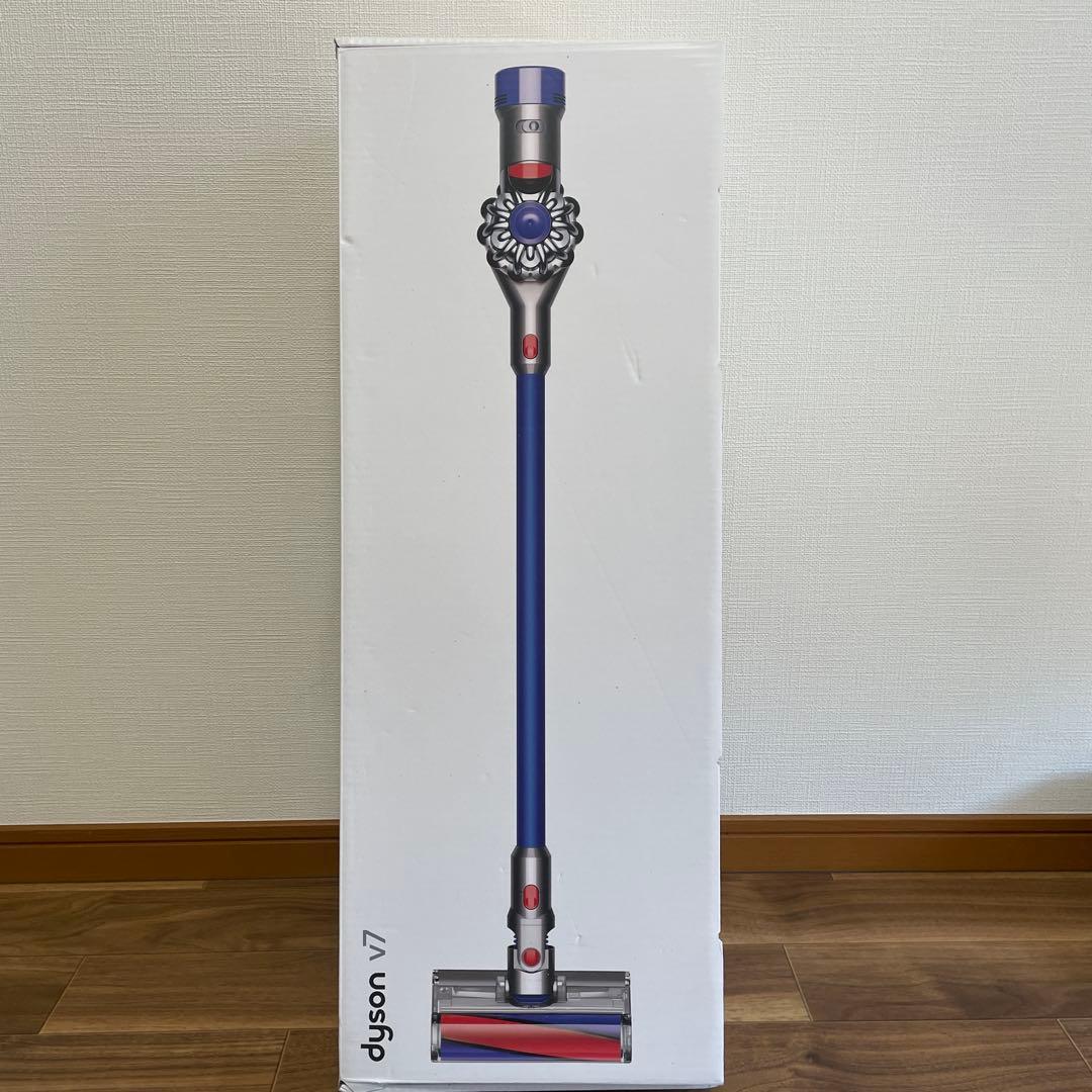 ！HIROさん専用！Dyson v7（sv11コードレスクリーナー）新品未使用