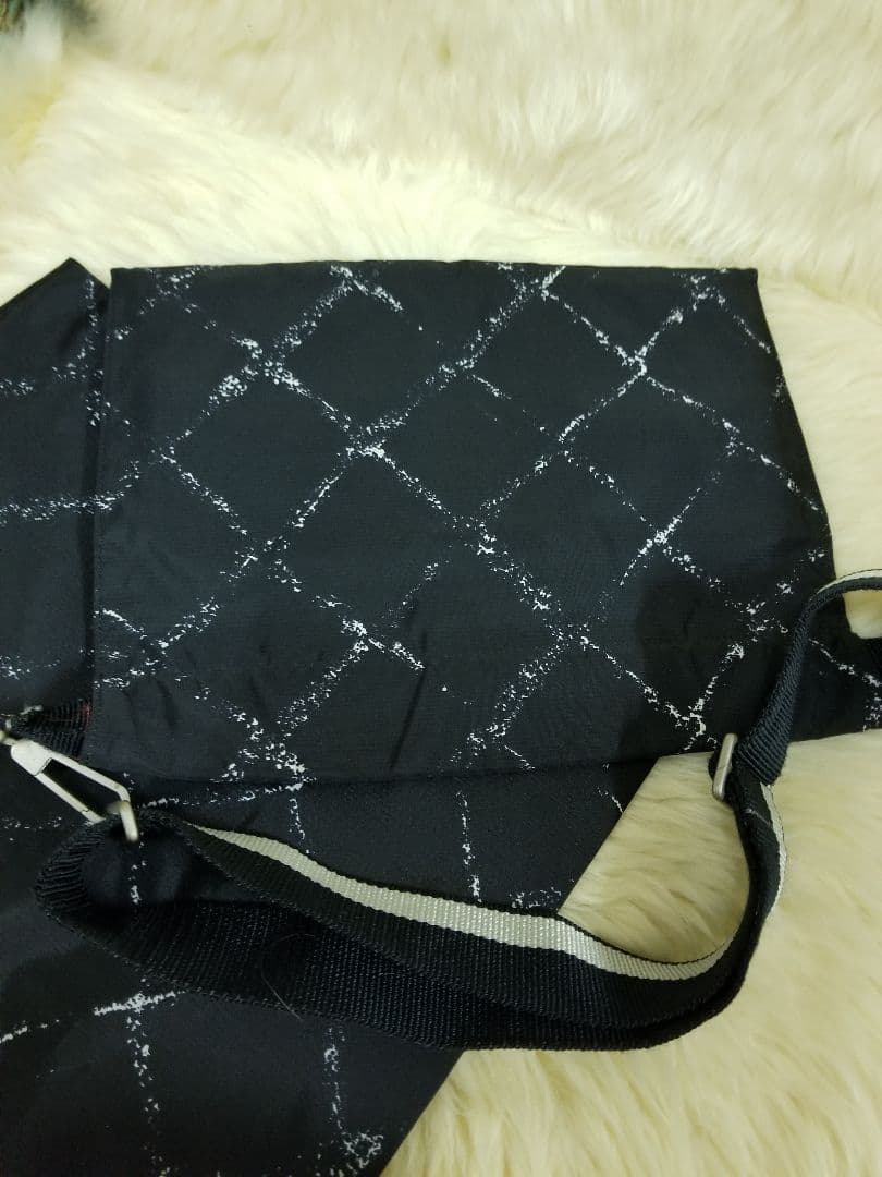 CHANEL シャネル　ウエストポーチ　ボディバッグ