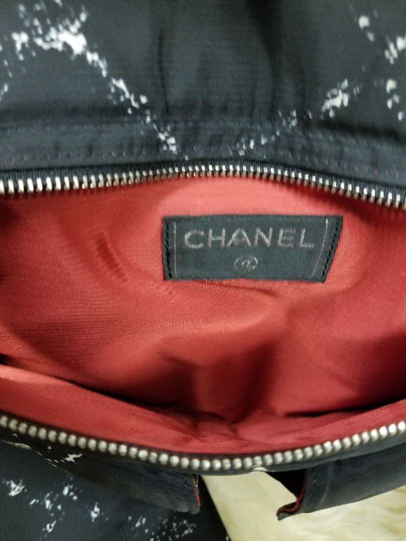 CHANEL シャネル　ウエストポーチ　ボディバッグ
