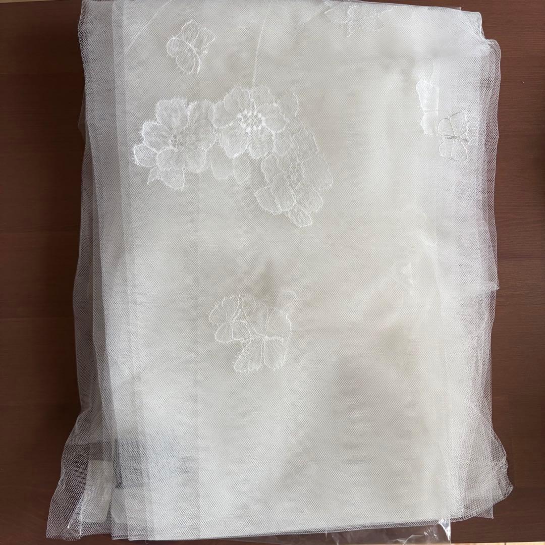 トリートドレッシング　ロングベール　蝶々と花