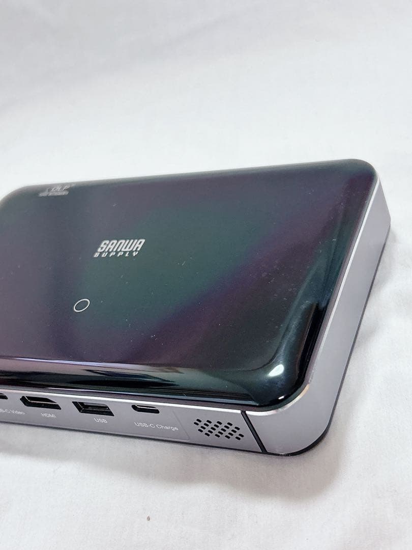 美品　サンワサプライ　モバイルプロジェクター　400-PRJ024