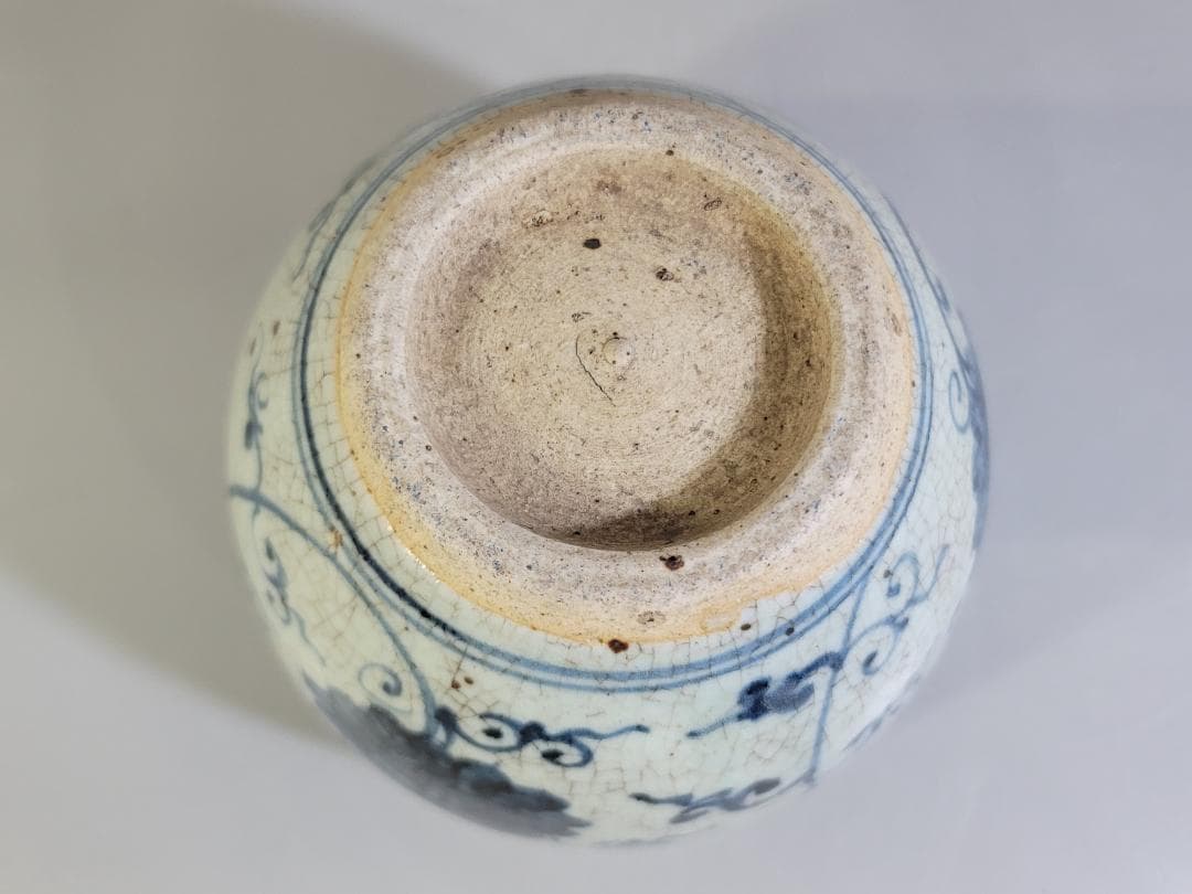 中国美術 青花 纏枝蓮花紋 壺 DT473