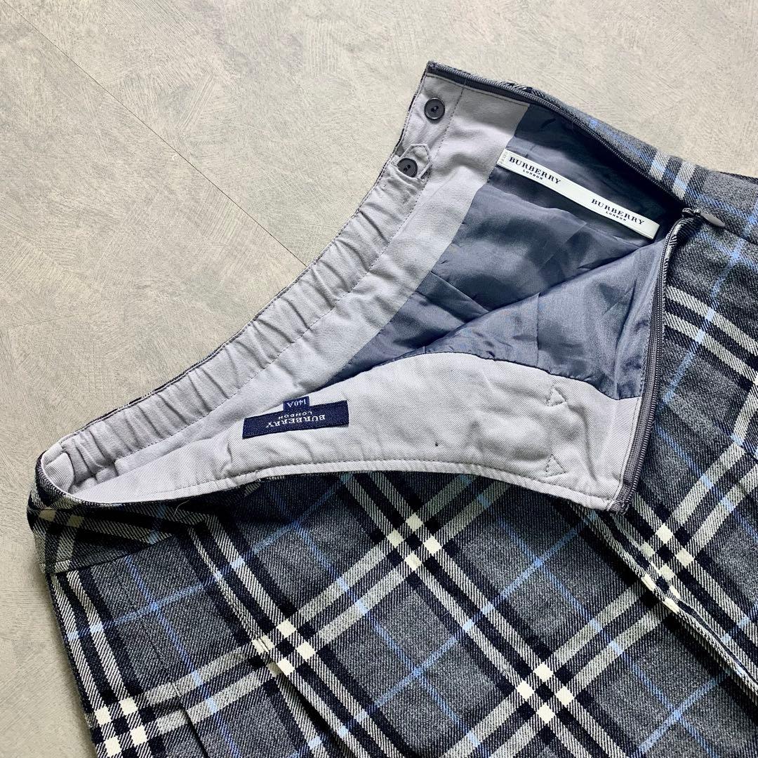 Burberry London ノバチェック　プリーツ ミニスカート