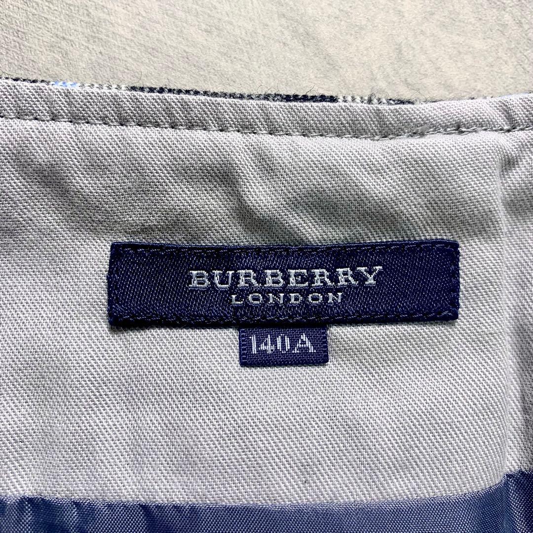 Burberry London ノバチェック　プリーツ ミニスカート