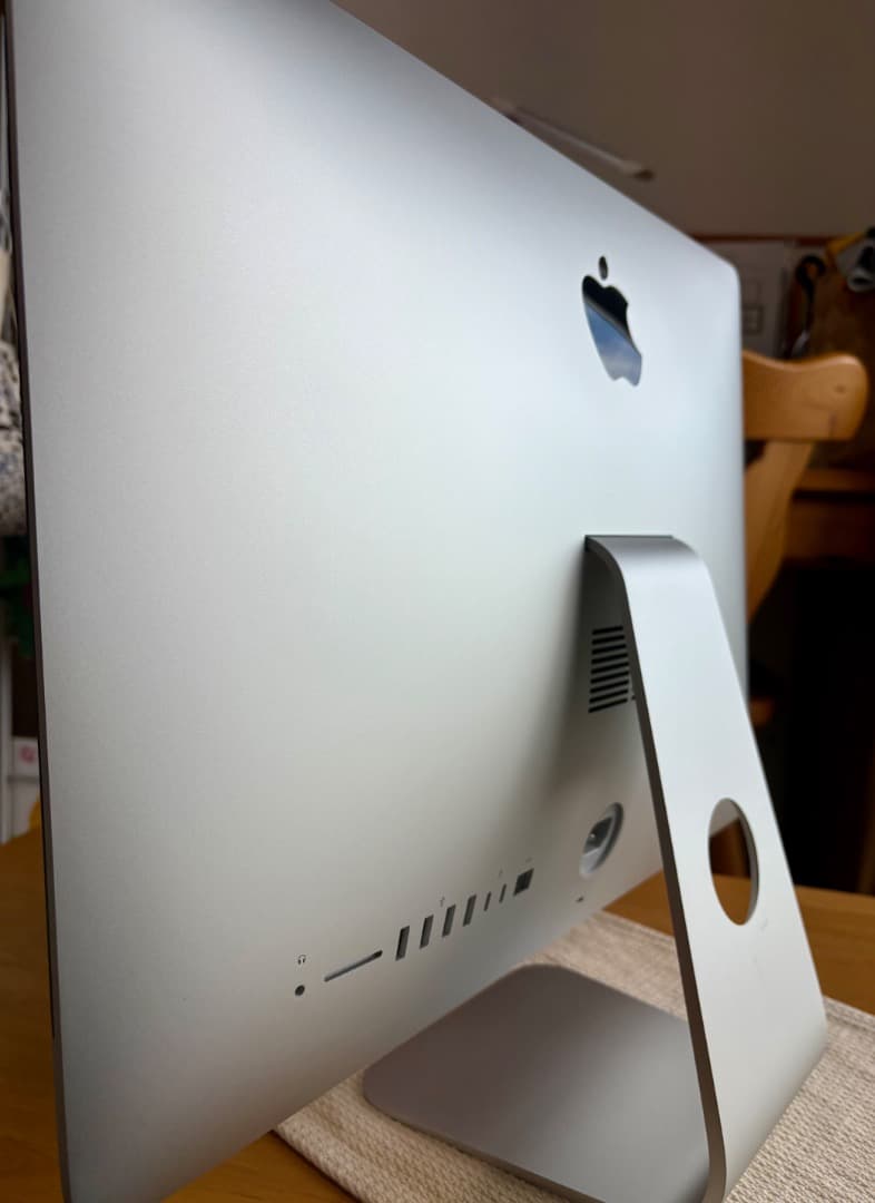 iMac 2019 late　21.5インチ　メモリ32GB　ストレージ1TB