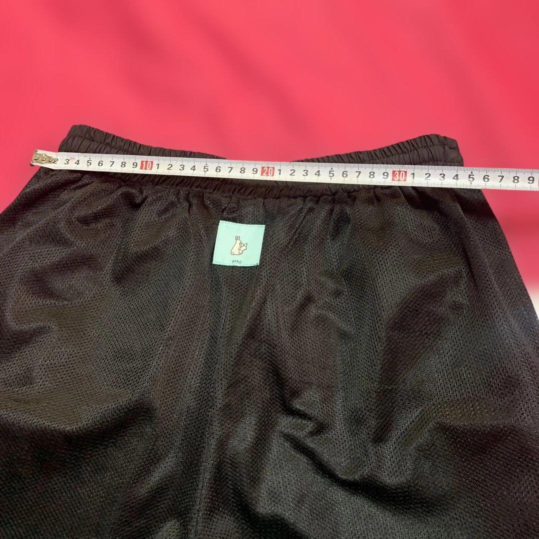 CAUTIONテープ付き黒ショートパンツ　沖縄限定