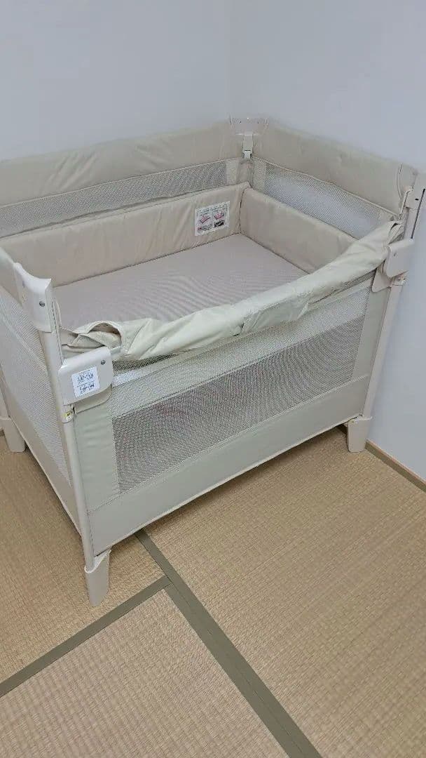 Aprica ベビーベッド　ココネルエアー　ミルクホワイト