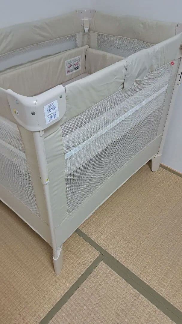 Aprica ベビーベッド　ココネルエアー　ミルクホワイト