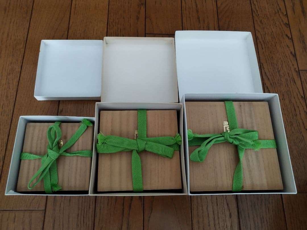 セ*セ様 銀杯　勤続記念　大蔵省造幣局製　桜紋　SILVER1000 桐箱入り