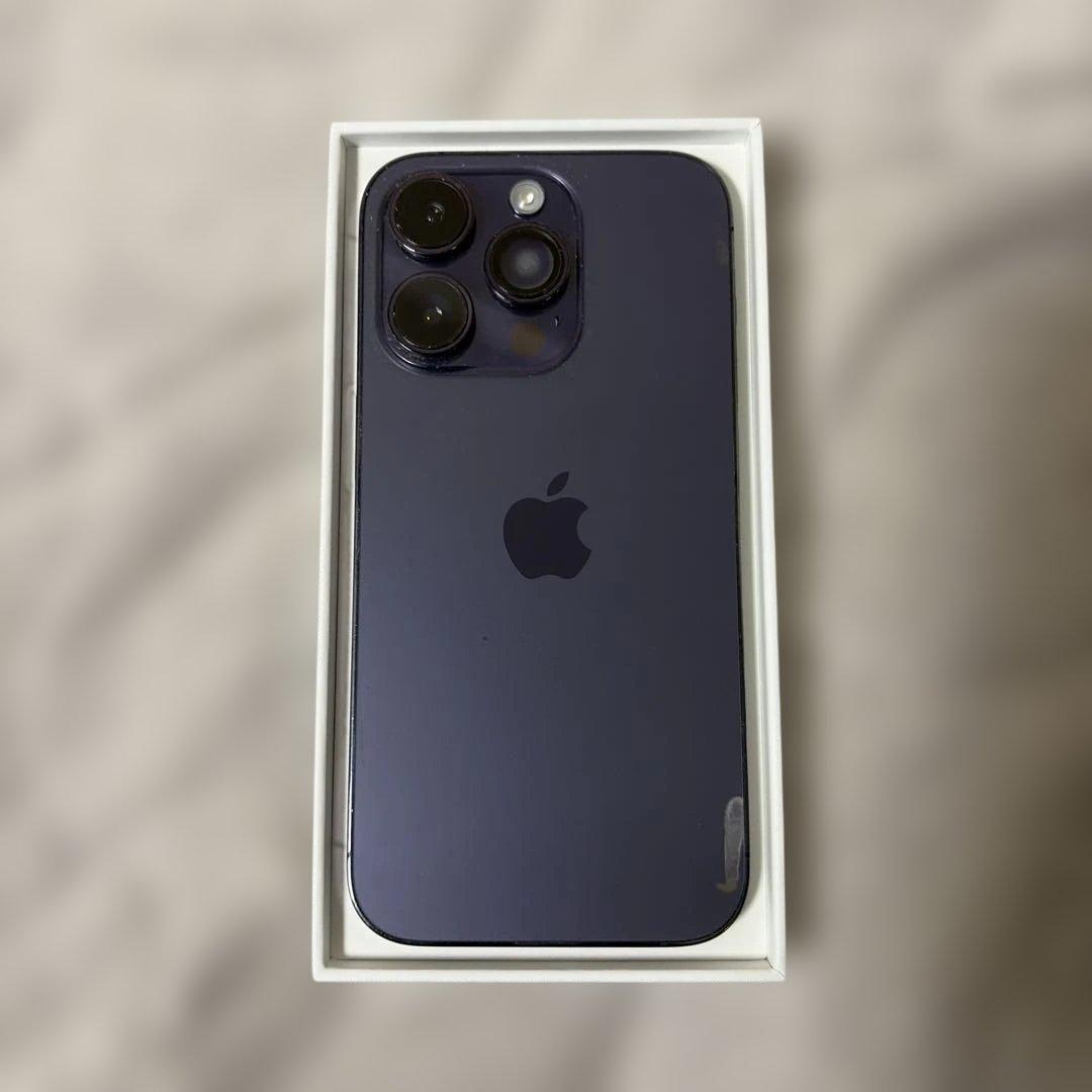 Apple iPhone 14 Pro 128GB CASETiFY ケース付き