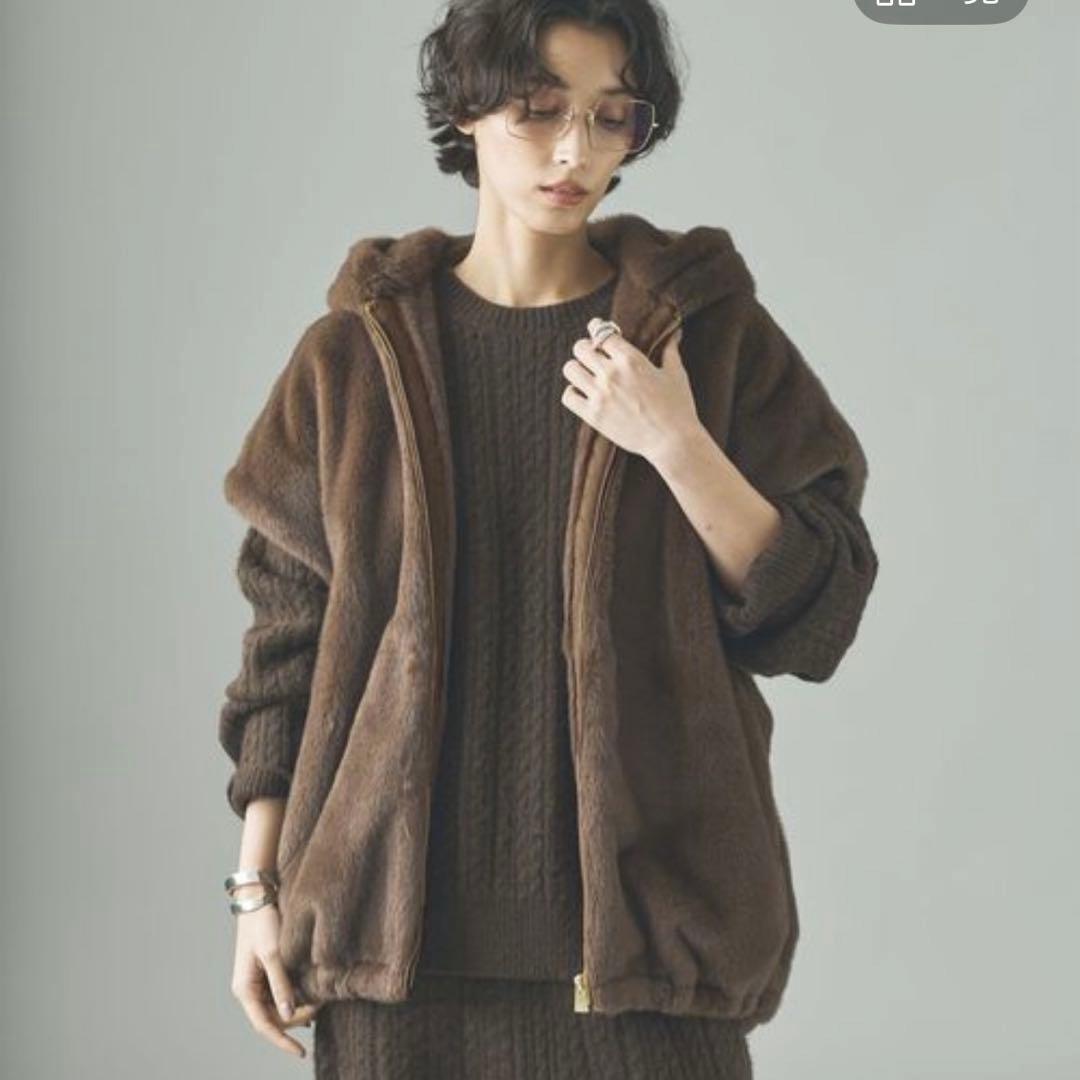 【専用】25AW Curensologyカレンソロジーファーフーディベスト新品