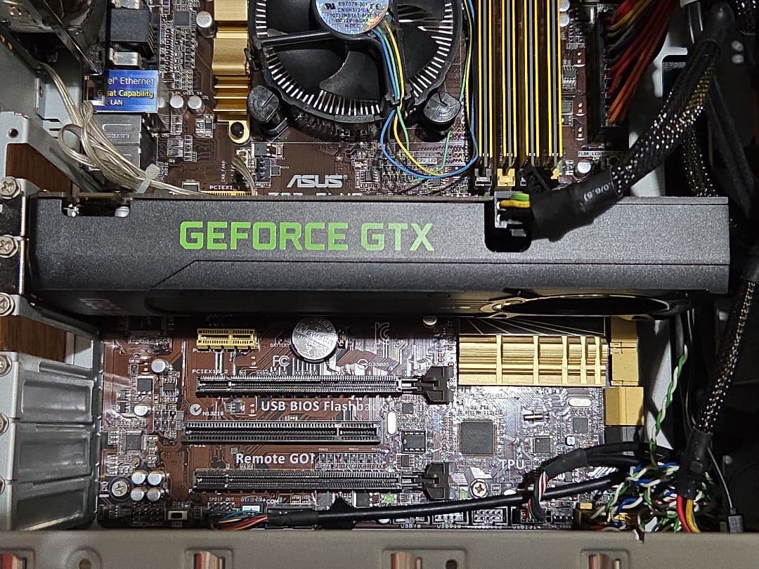 デスクトップPC 4770S GTX960 32G メモリ 512G SSD