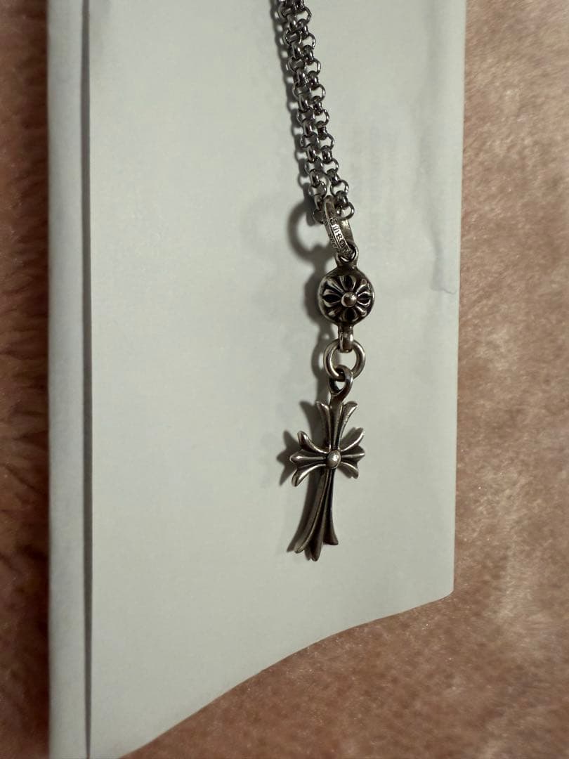 クロムハーツワンボールタイニーCHクロスチャーム