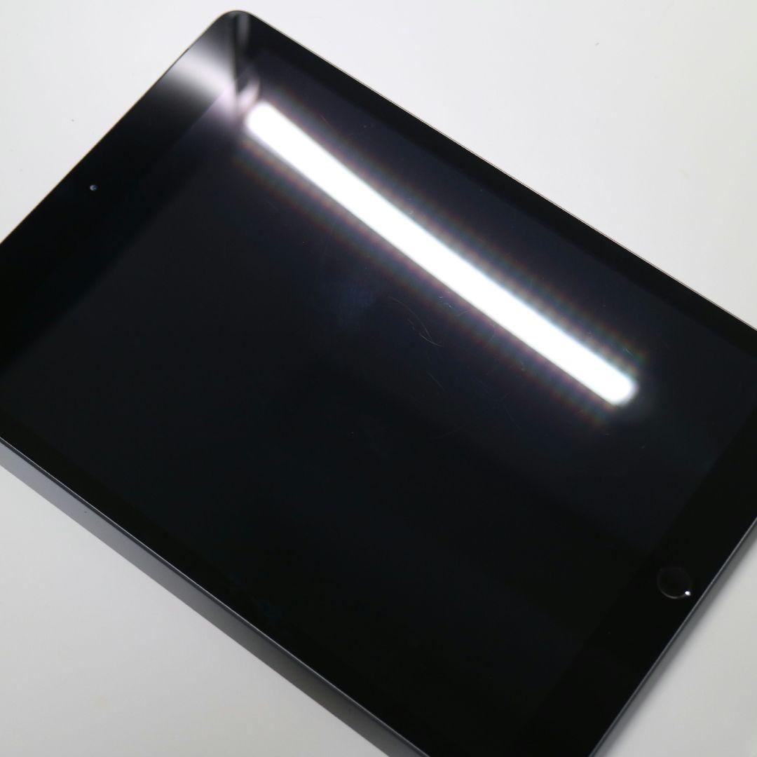 【良品】iPad (第8世代) 32GB WiFi+Cellular