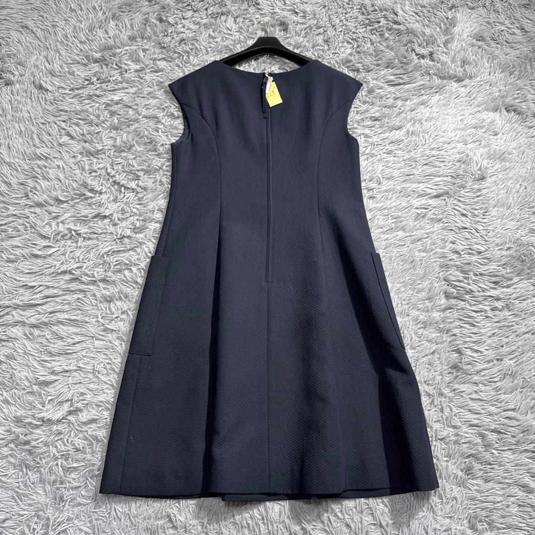 美品✨フォクシー 定価10万 人気 ジャスミンホワイト ロゴ刺繍 ミッドナイト