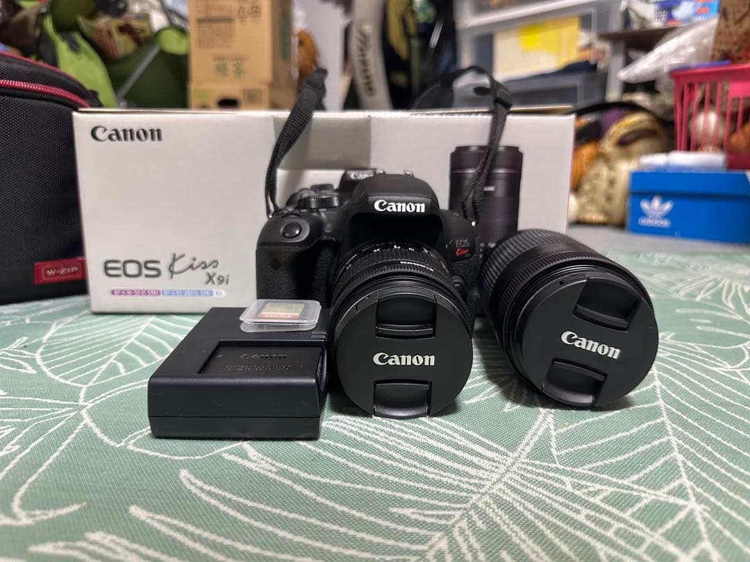 Canon EOS Kiss X9i 本体 レンズ2本付き