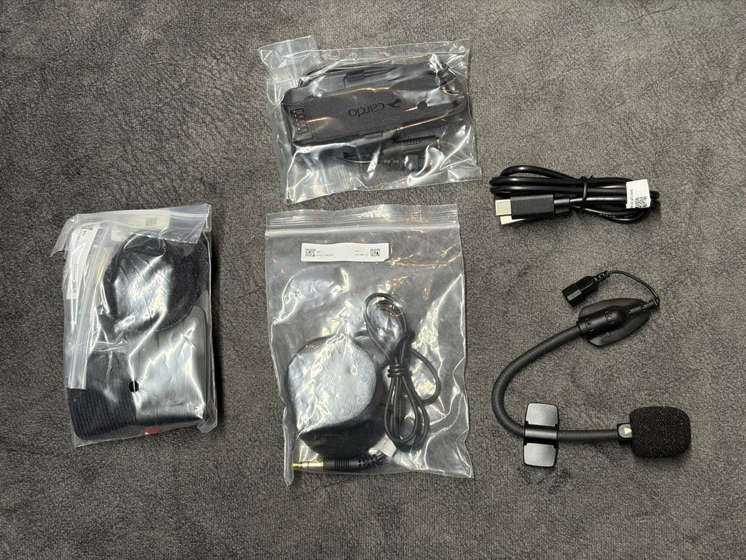 【新品未使用】バイクインカムPACKTALK EDGE cardo